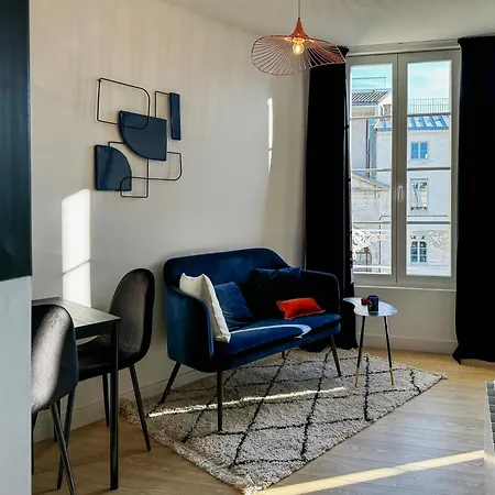 Cozy Apartment *