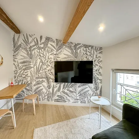 Cozy Apartment *